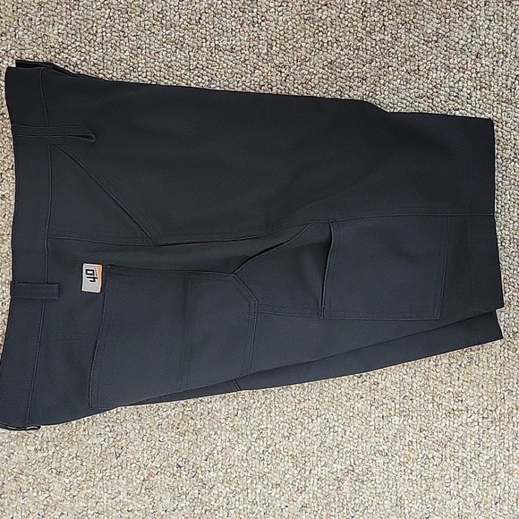 Duluth Trading 40 Grit Womens Black Painter Shorts Sz 10.  New With Tags - Picture 6 of 8